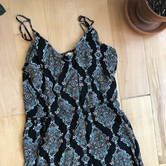 H&M wide leg paisley jumpsuit - Picture 2 of 4